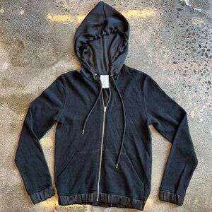 AR SRPLS BLACK HOODIE